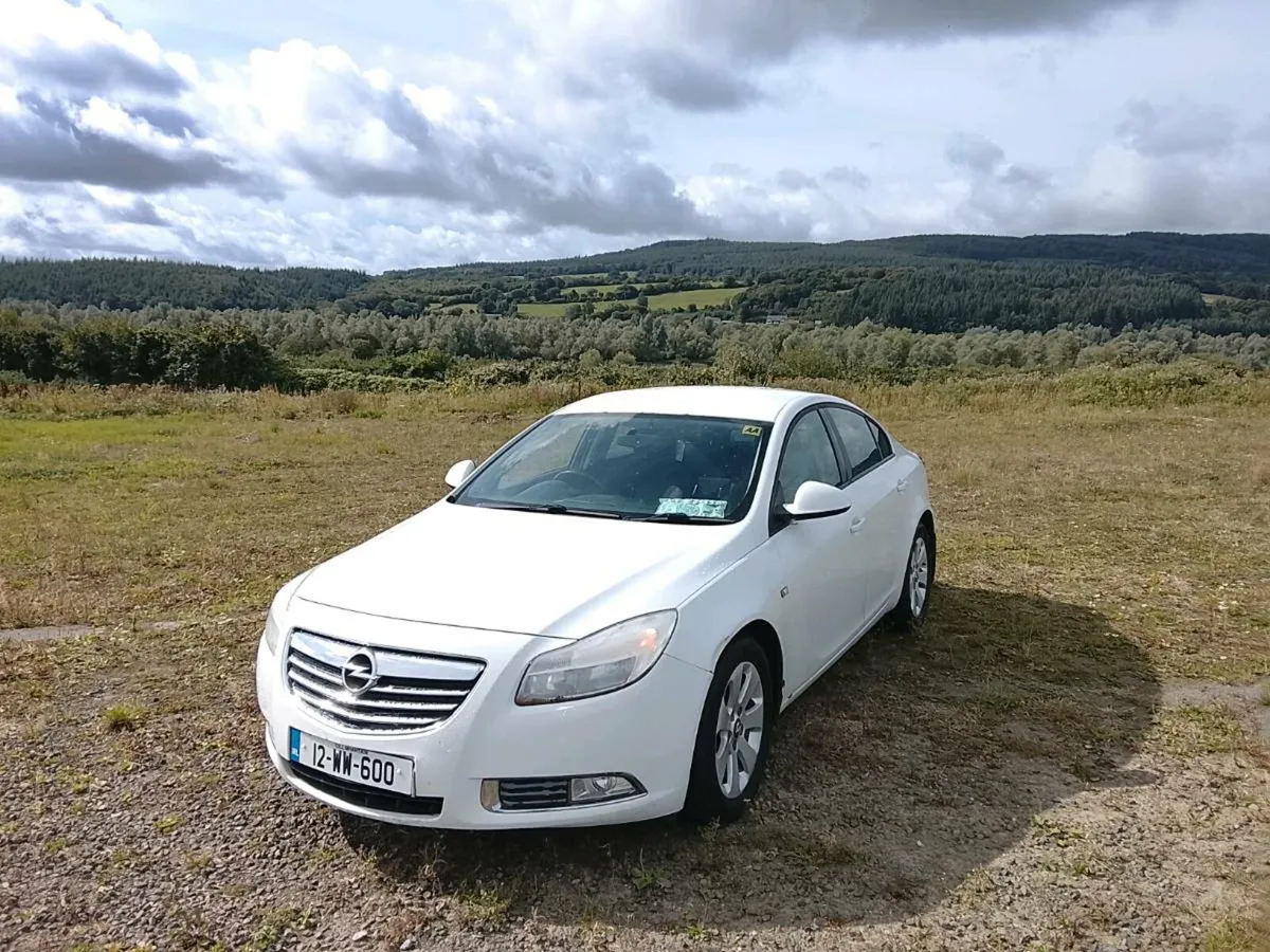Opel Insignia - Image 1