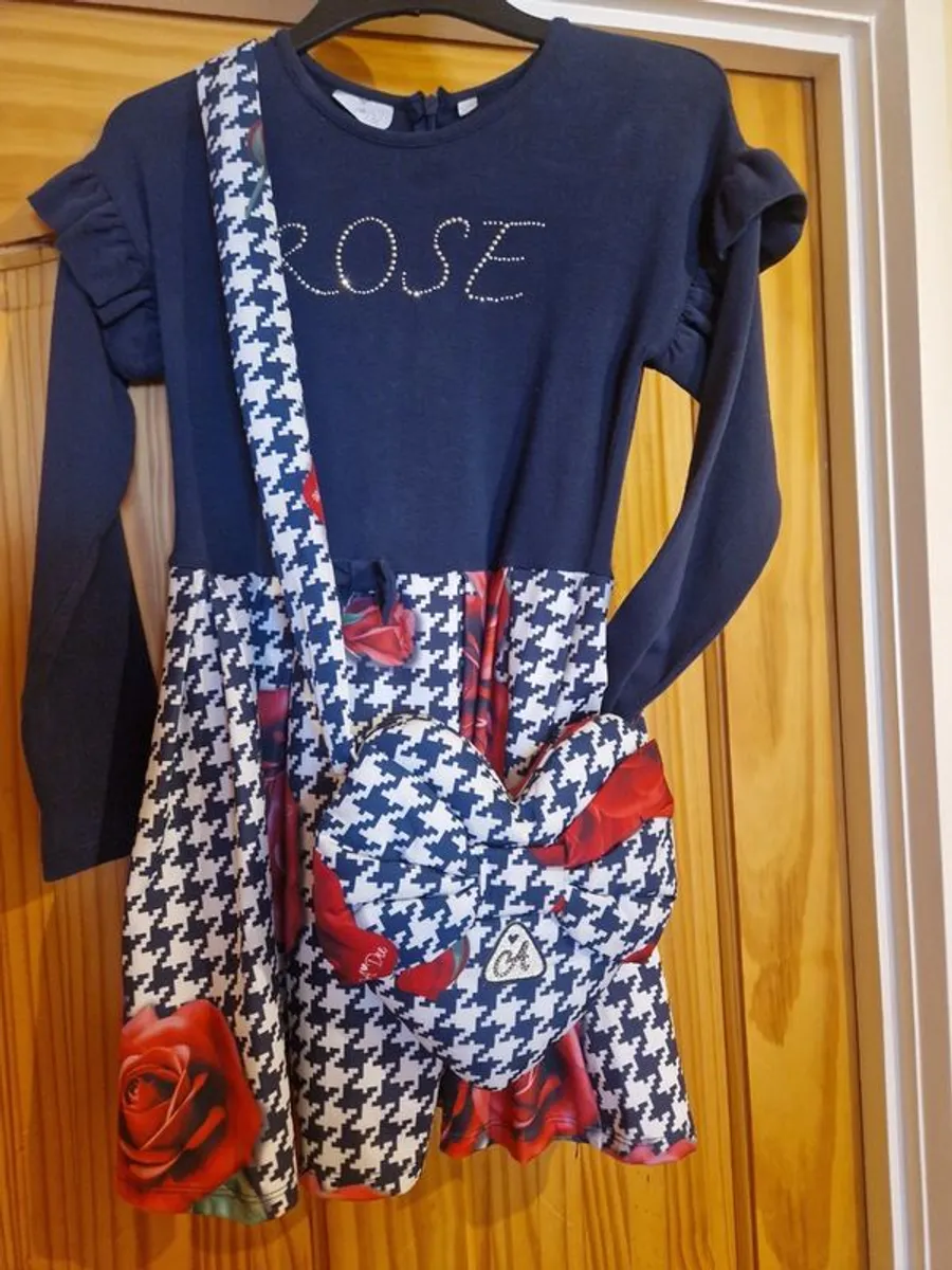 Girls clothes