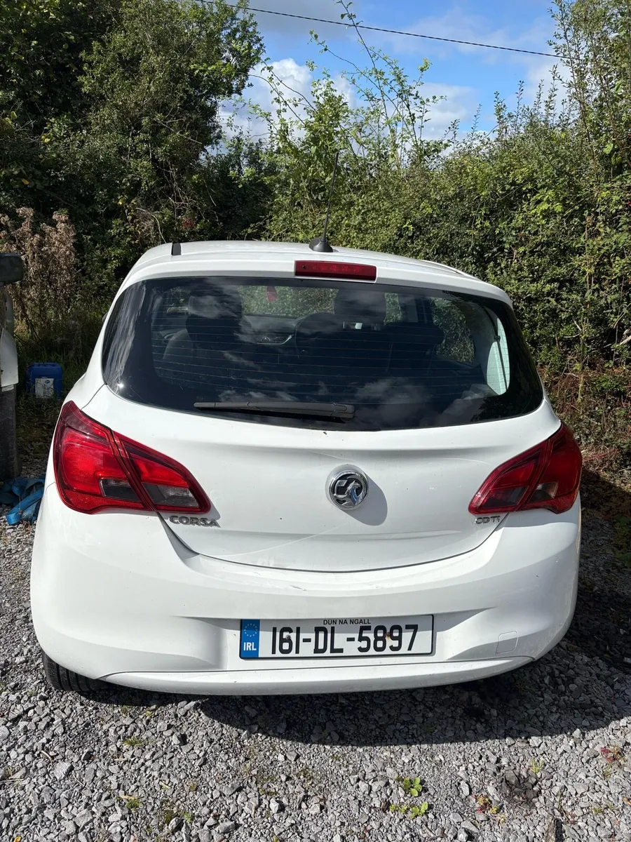 Car - Image 1