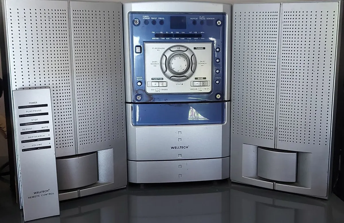 Radio - Image 3