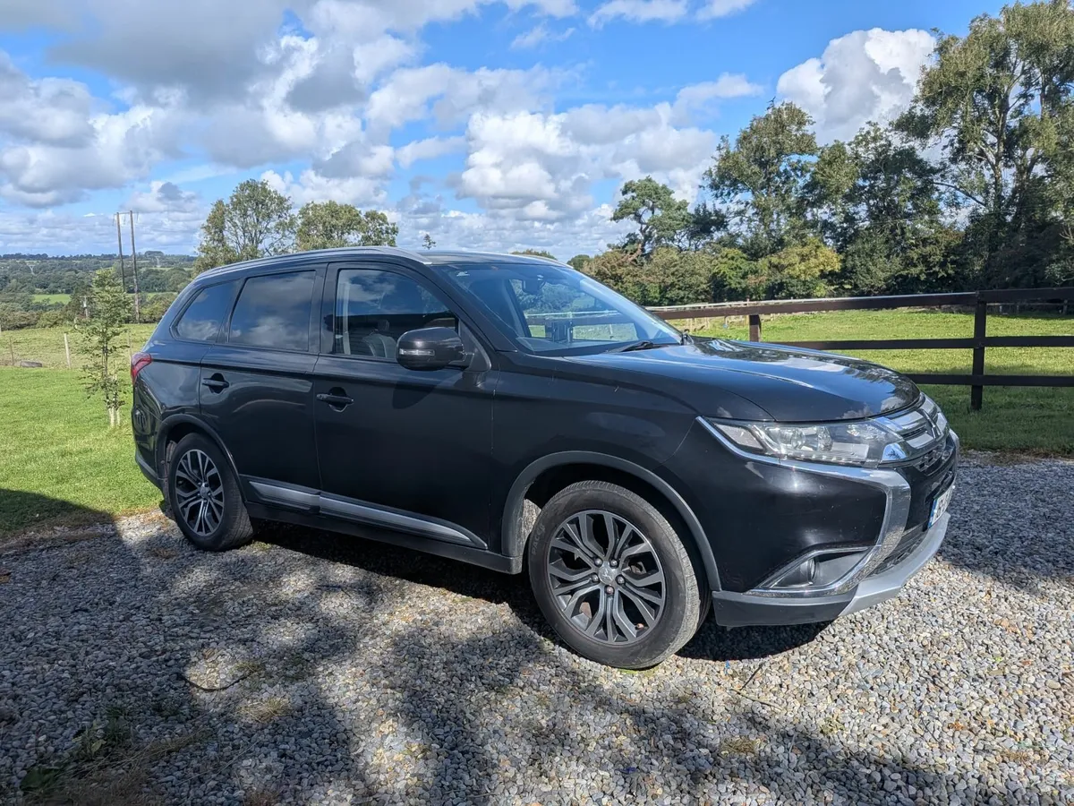 Mitsubishi Outlander 2016 - Image 2