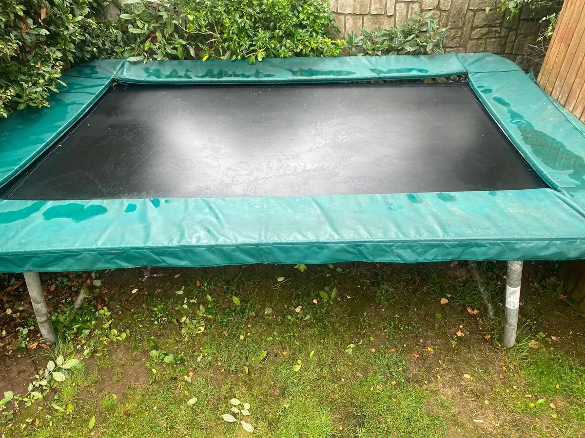 Super Tramp Wallaby Trampoline - Image 1