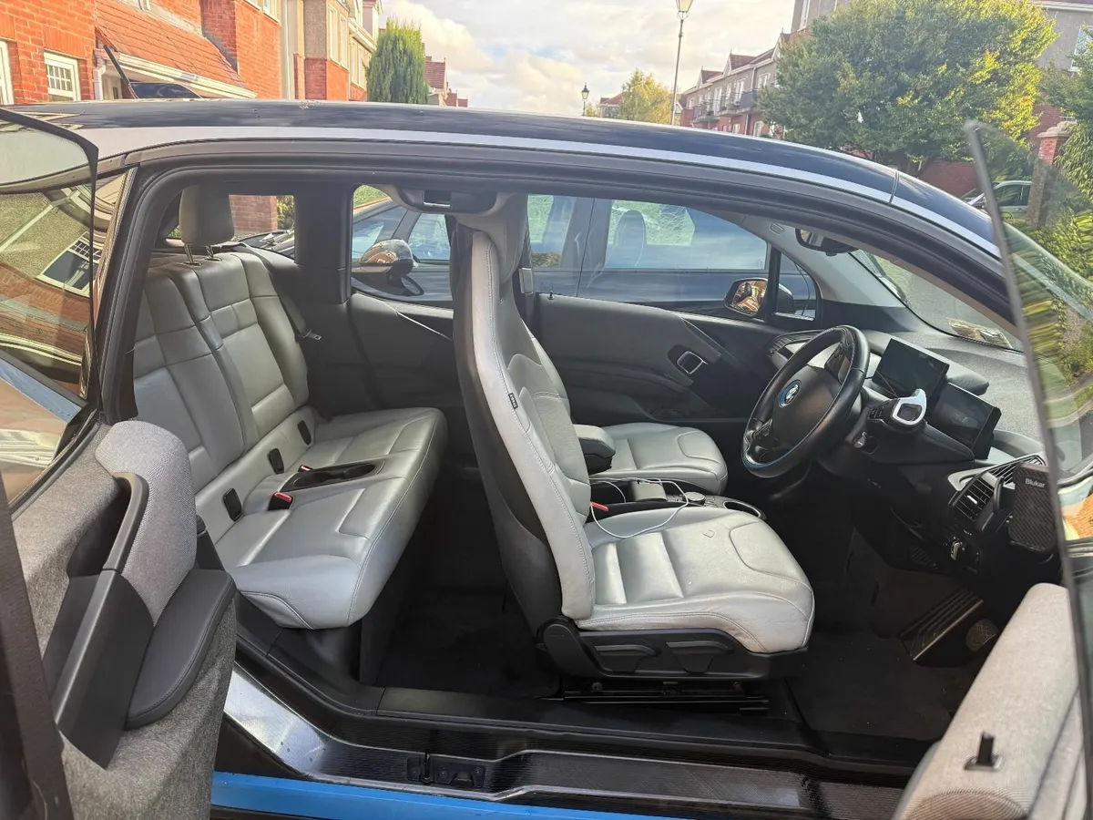 BMW i3 2019 - Image 2