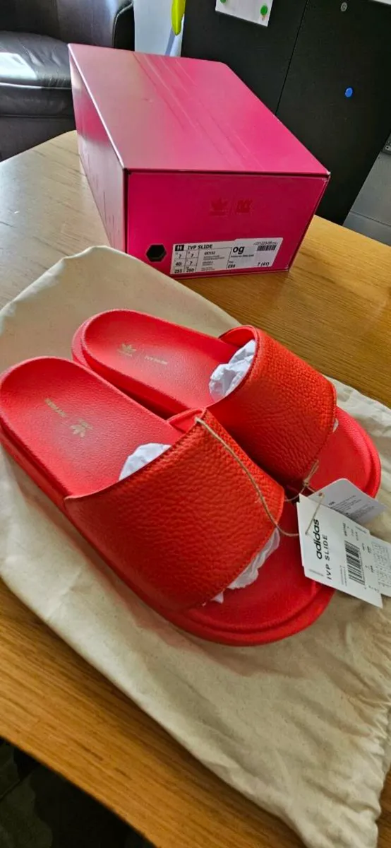 Limited-Edition Adidas IVP Slide SN99 Red (Size 7) - Image 2