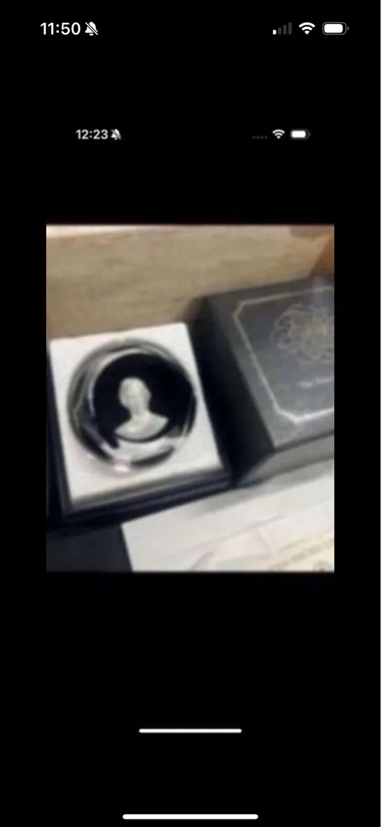 4 pinches baccarat commemorative paperweights - Image 3