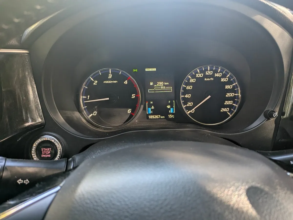 Mitsubishi Outlander 2016 - Image 4