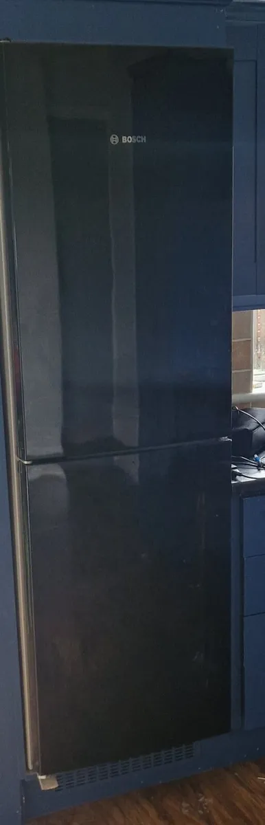 Bosch fridge freezer - Image 2