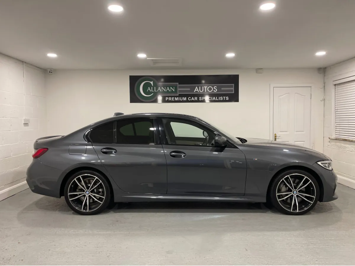 BMW 3-Series 330 E M SPORT ***HI SPEC***FINANCE AV - Image 4