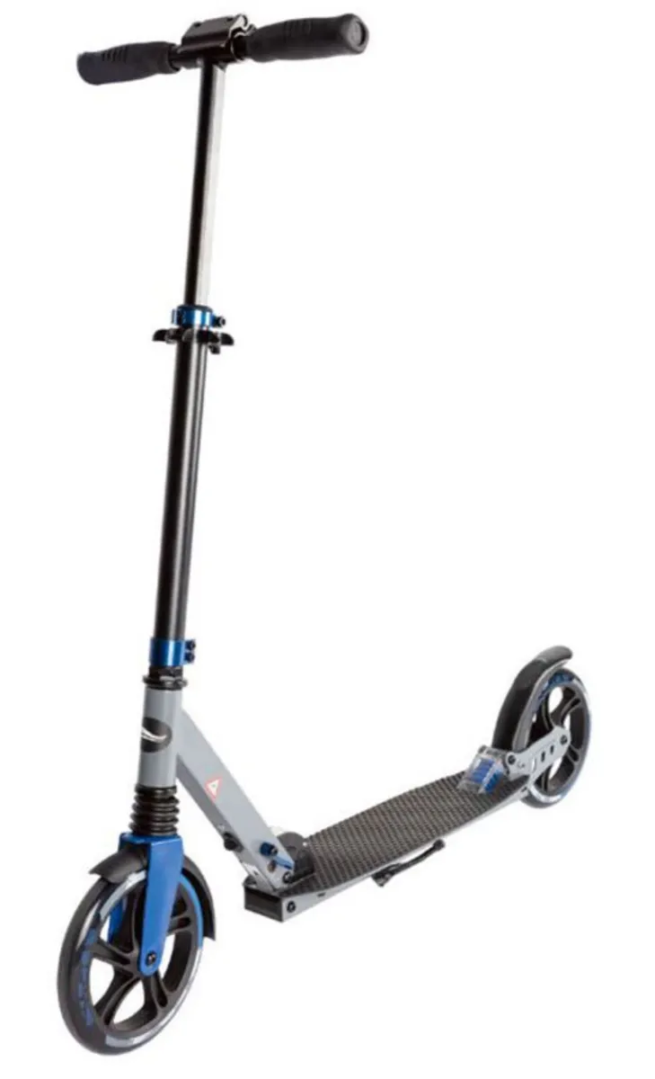 Scooter - Image 1