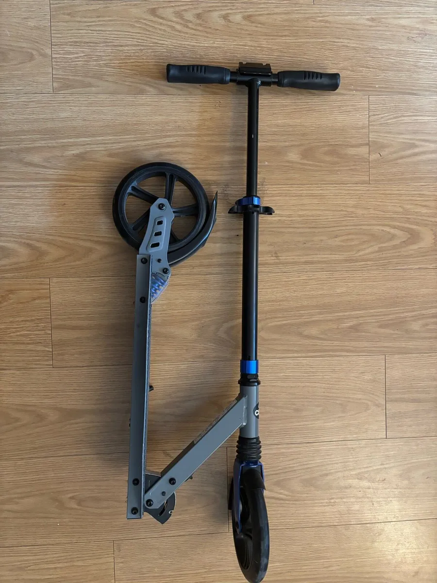 Scooter - Image 3