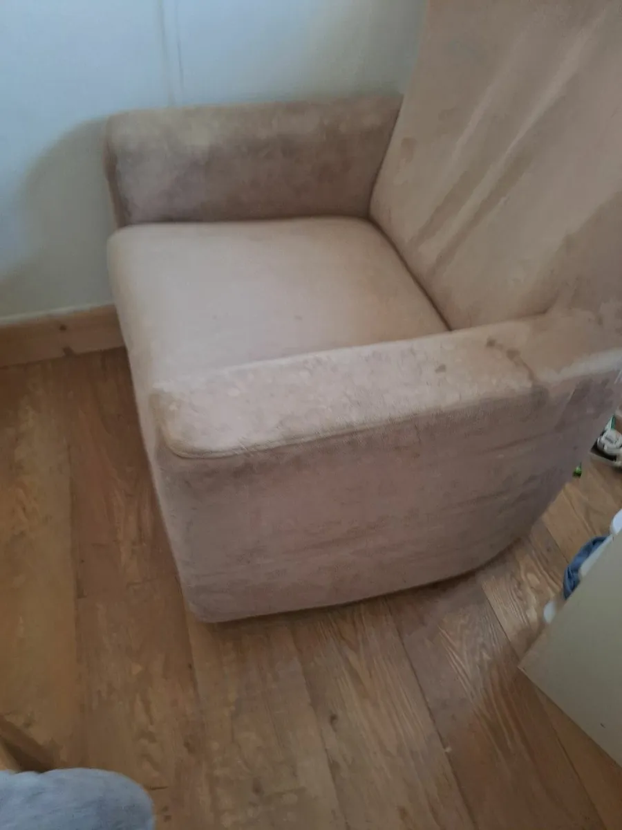 Armchair - Image 3