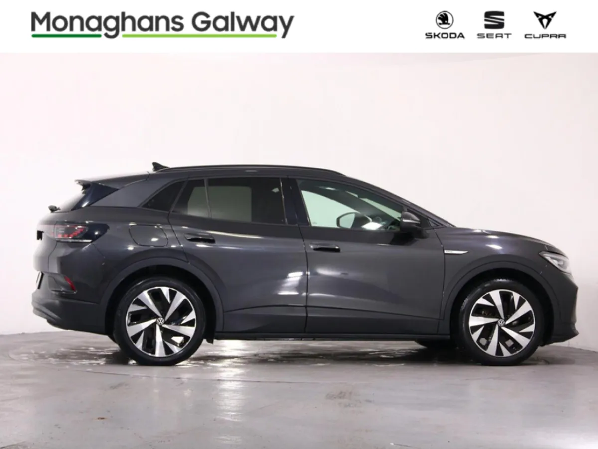 Volkswagen ID.4 FAMILY 77KWH 204BHP *UPGRADED WHEE - Image 2
