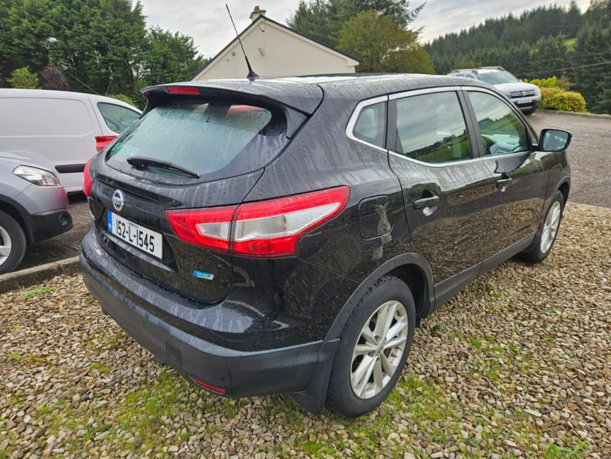 Nissan Qashqai 1.5 SV E6 4DR - Image 4
