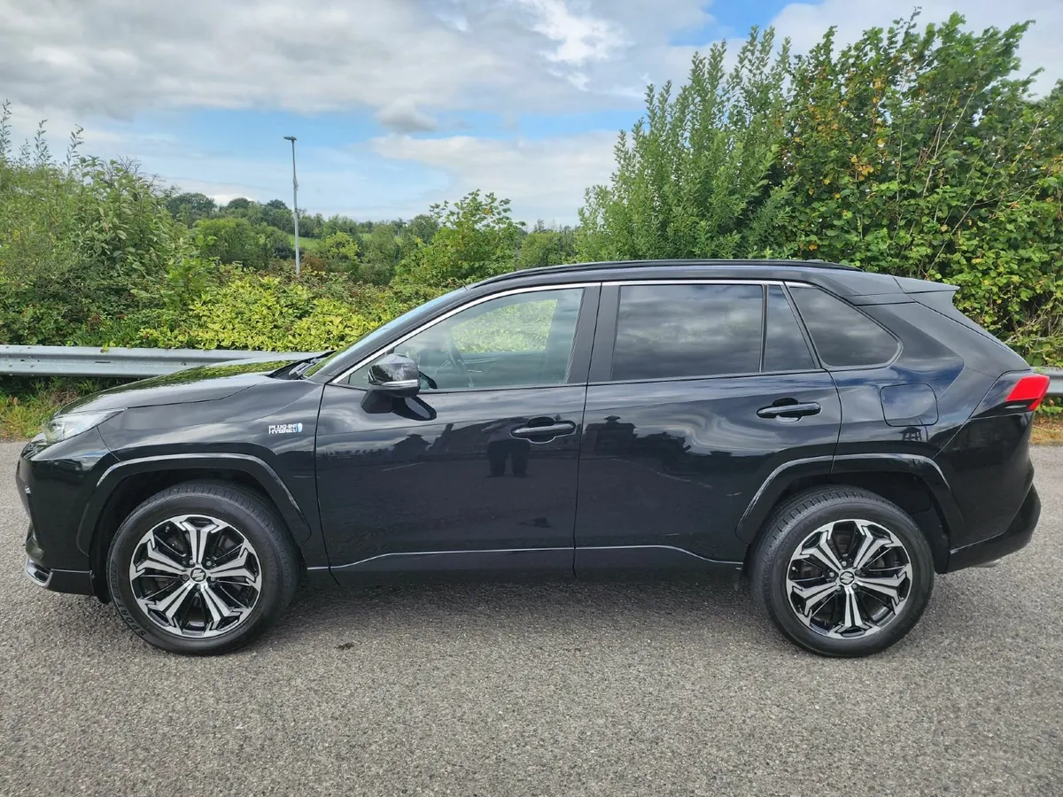 SUZUKI ACROSS/RAV4 PHEV NOV 2021 with warranty - Image 1