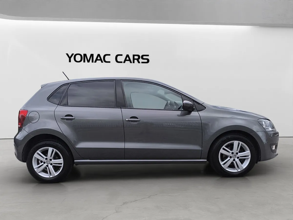 Volkswagen Polo 1.2 AUTO 2014 - Image 2