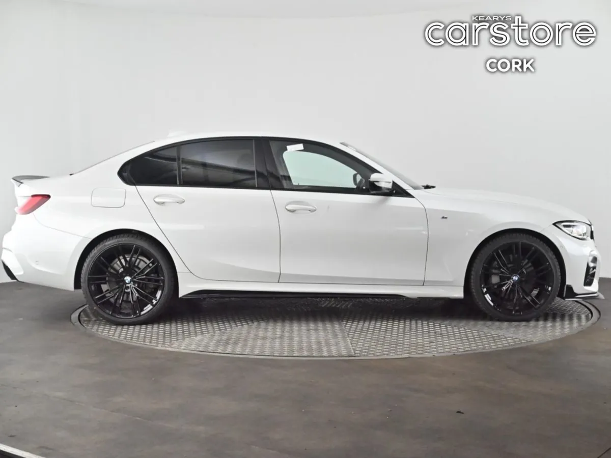 BMW 3 Series 330 E M Sport Auto 330 e M Sport 330 - Image 3