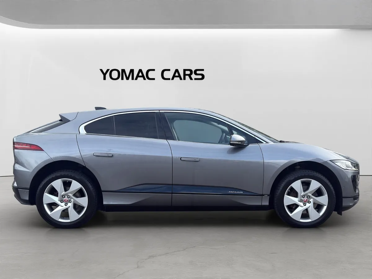 Jaguar I PACE EV400 SE - HIGH SPEC - Image 2