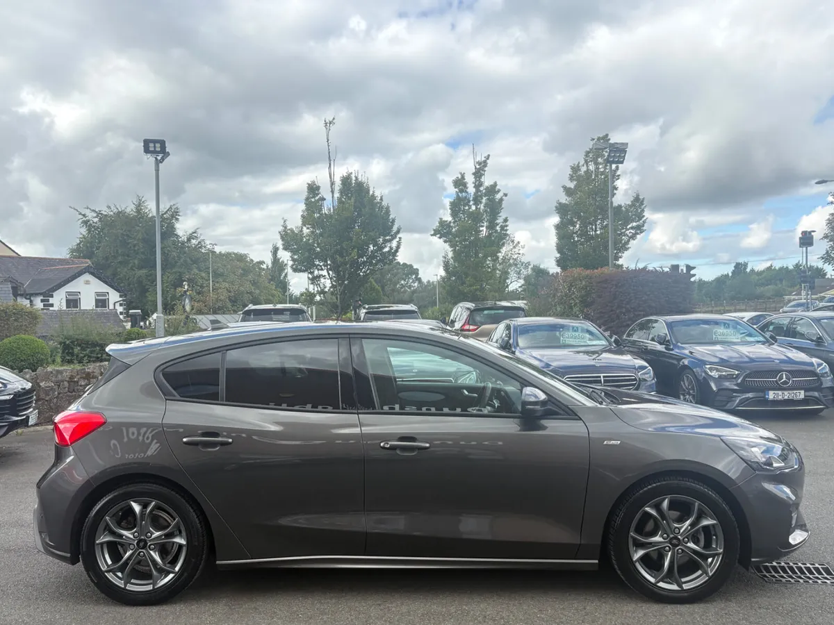 202 Ford Focus ST-Line 1.5 Diesel - Image 4