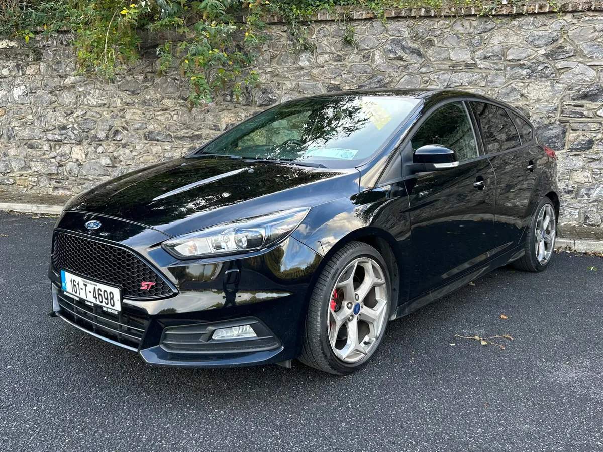 Ford Focus ST3 185HP 2016 - Image 3
