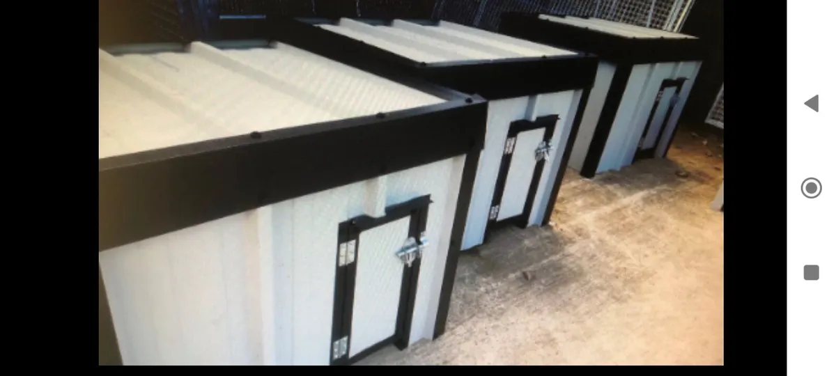 Insulated steel dog house kennel - Image 3