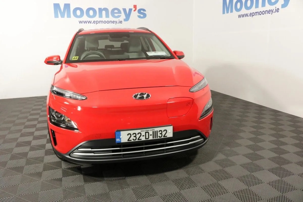 Hyundai Kona Electric Premium 64 kWh EV - Image 2