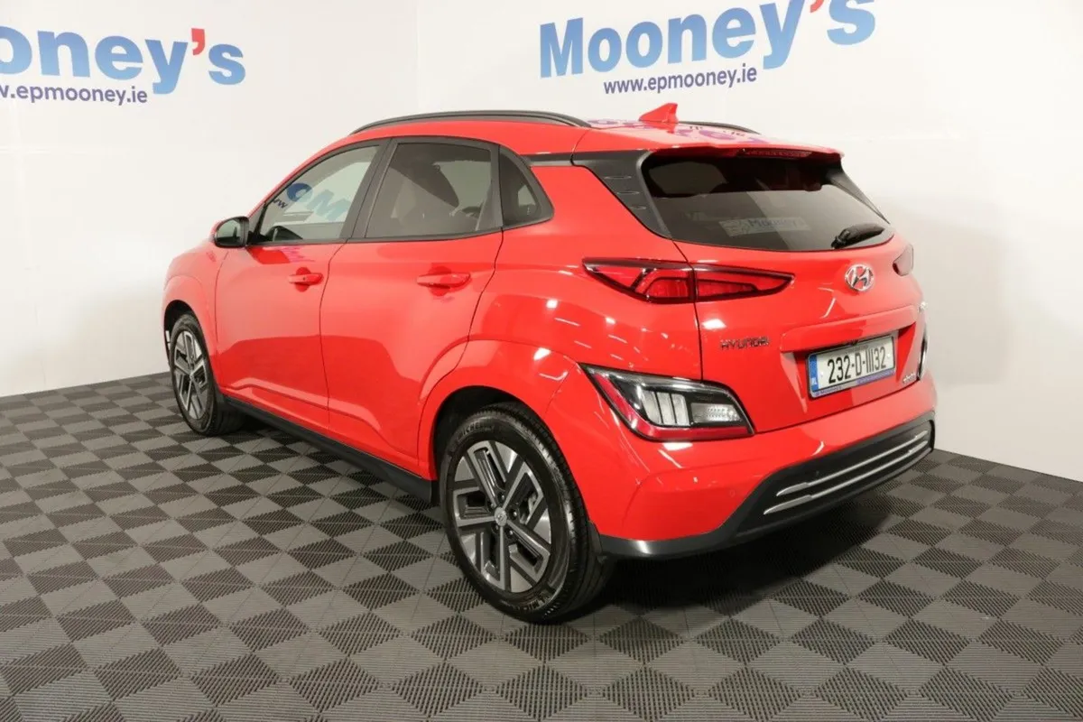 Hyundai Kona Electric Premium 64 kWh EV - Image 3