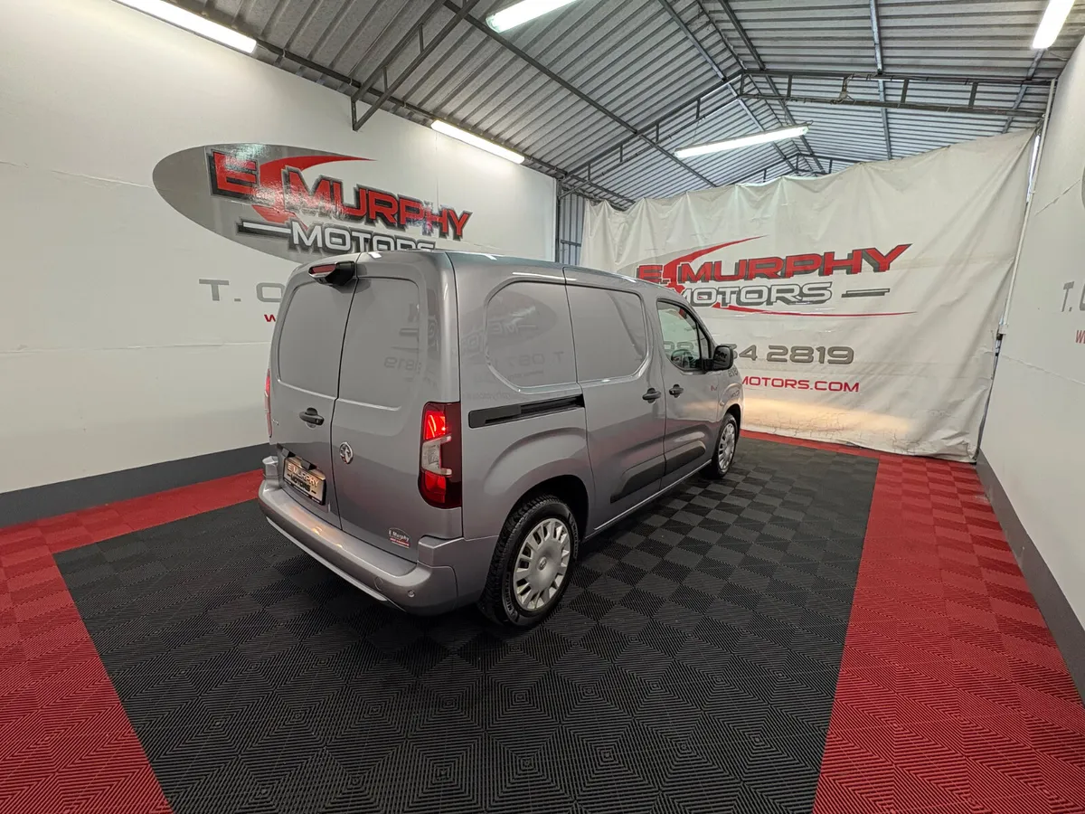 2020 VAUXHALL COMBO 1.5 HIGH SPEC €50 PER WEEK - Image 4