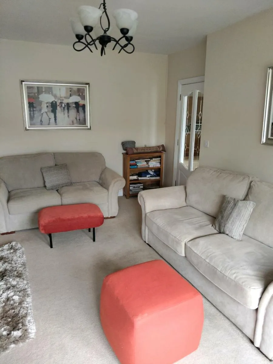 Couches - Image 2