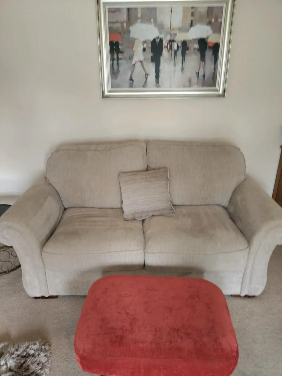 Couches - Image 3