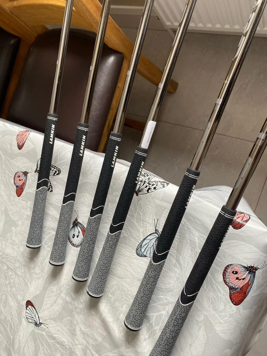 Mizuno JPX 923 Hot Metal irons set - Image 3