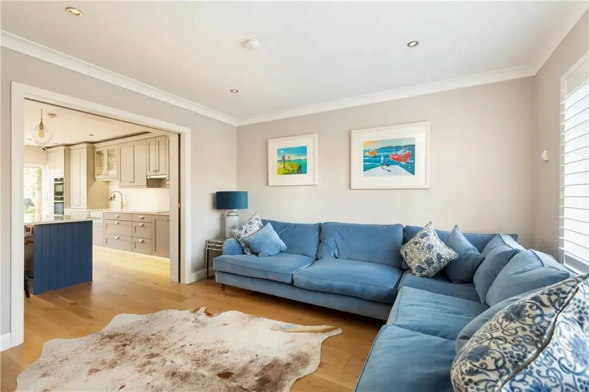 Bespoke CORNER SOFA – top quality by SOFAS & STUFF - Image 2