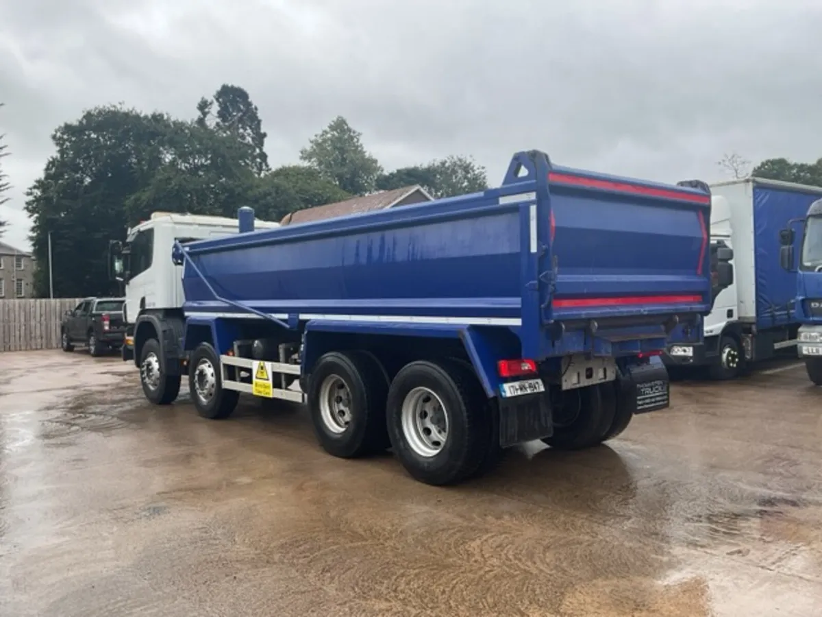 2017 Scania P410 8x4 Tipper - Image 4