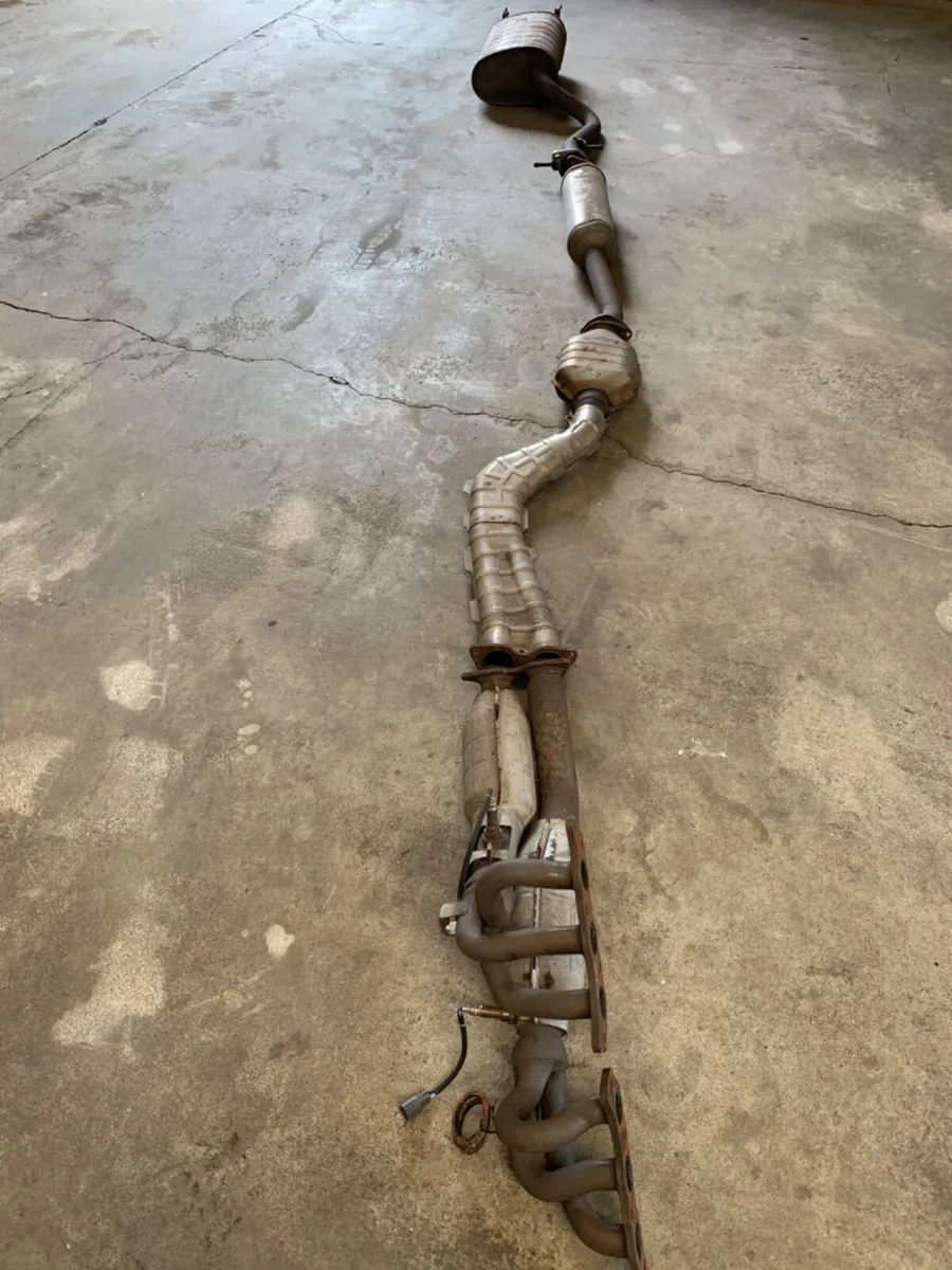 LEXUS IS200  EXHAUST - Image 1