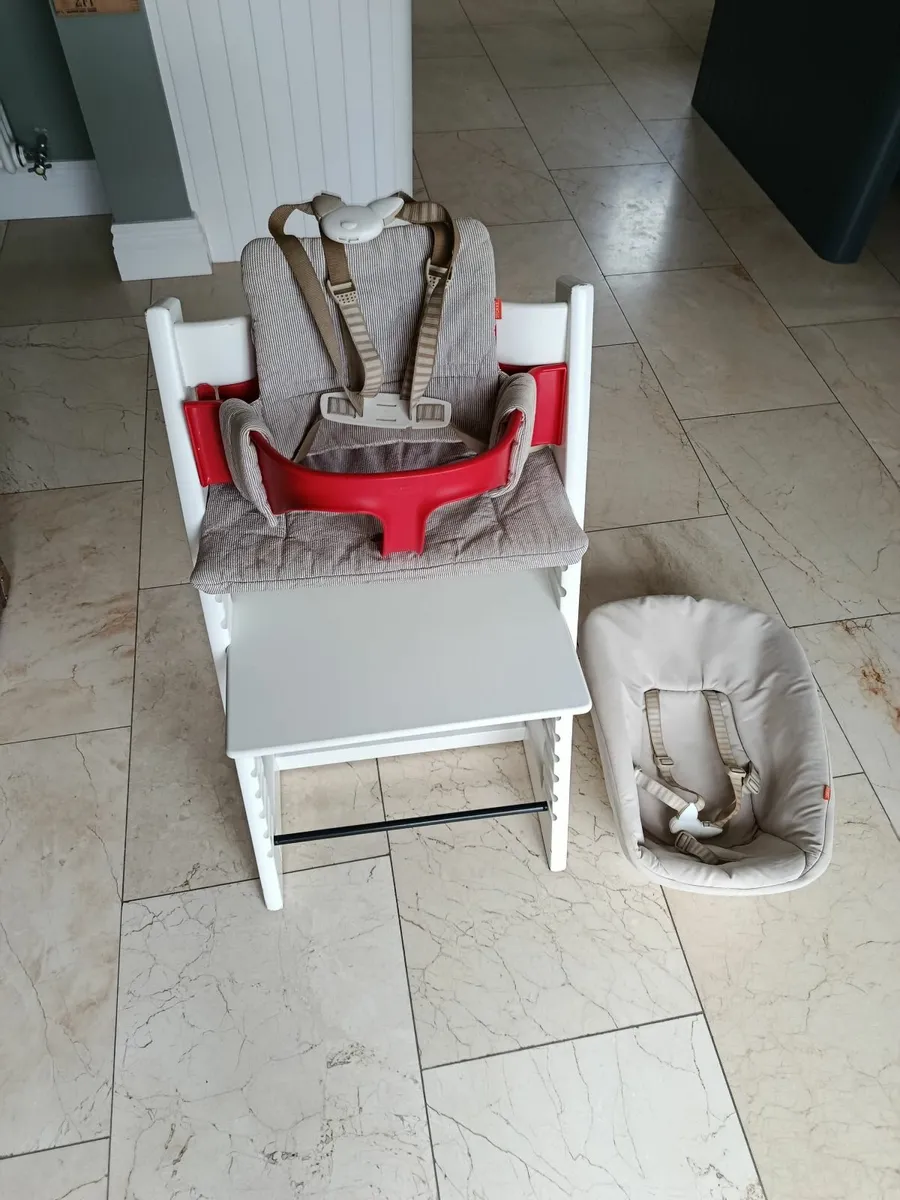 Tripp Trapp High Chair & Newborn set - Image 2