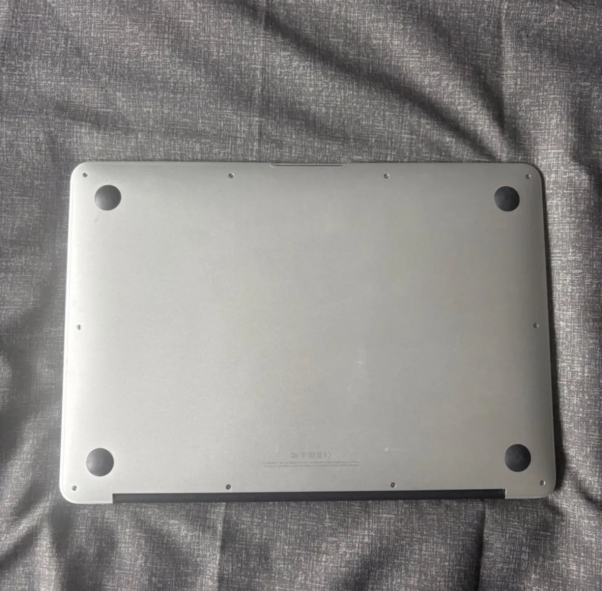 Apple MacBook Air 13" laptop (2017) - Image 4