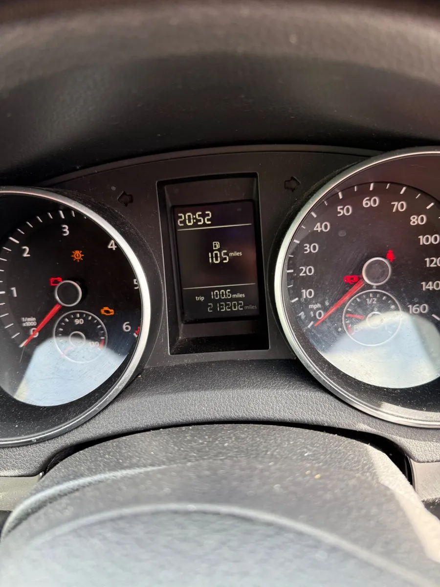 Volkswagen Golf 2010 - Image 3