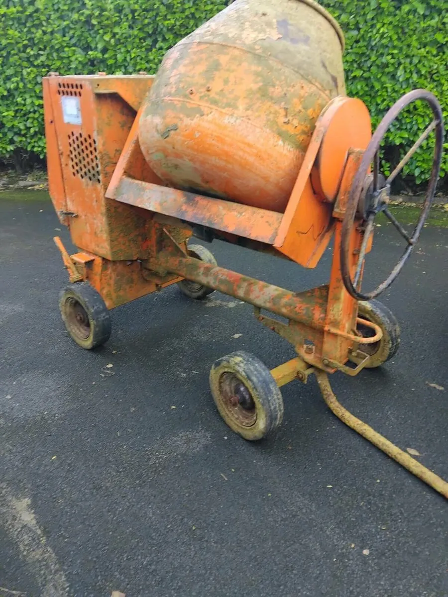 Cement mixer - Image 2