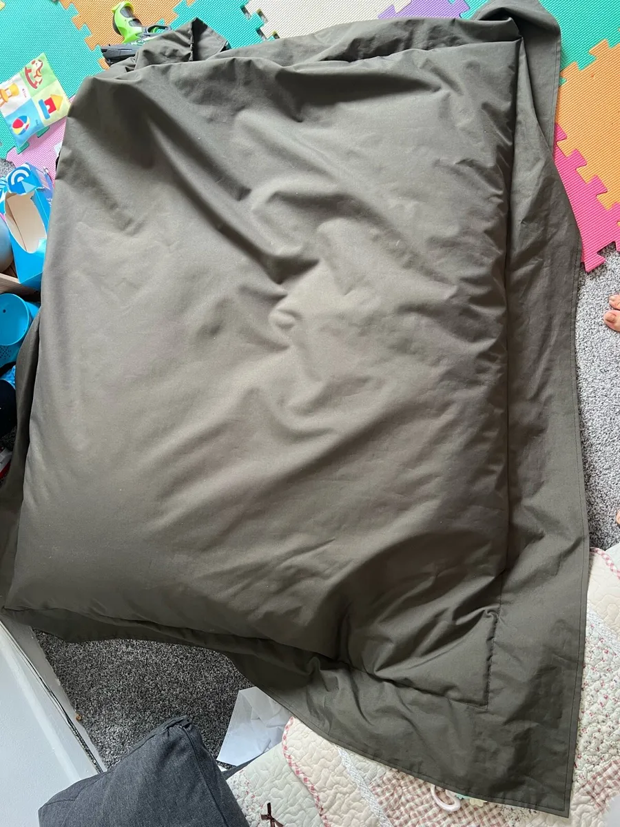 bean bag - Image 1