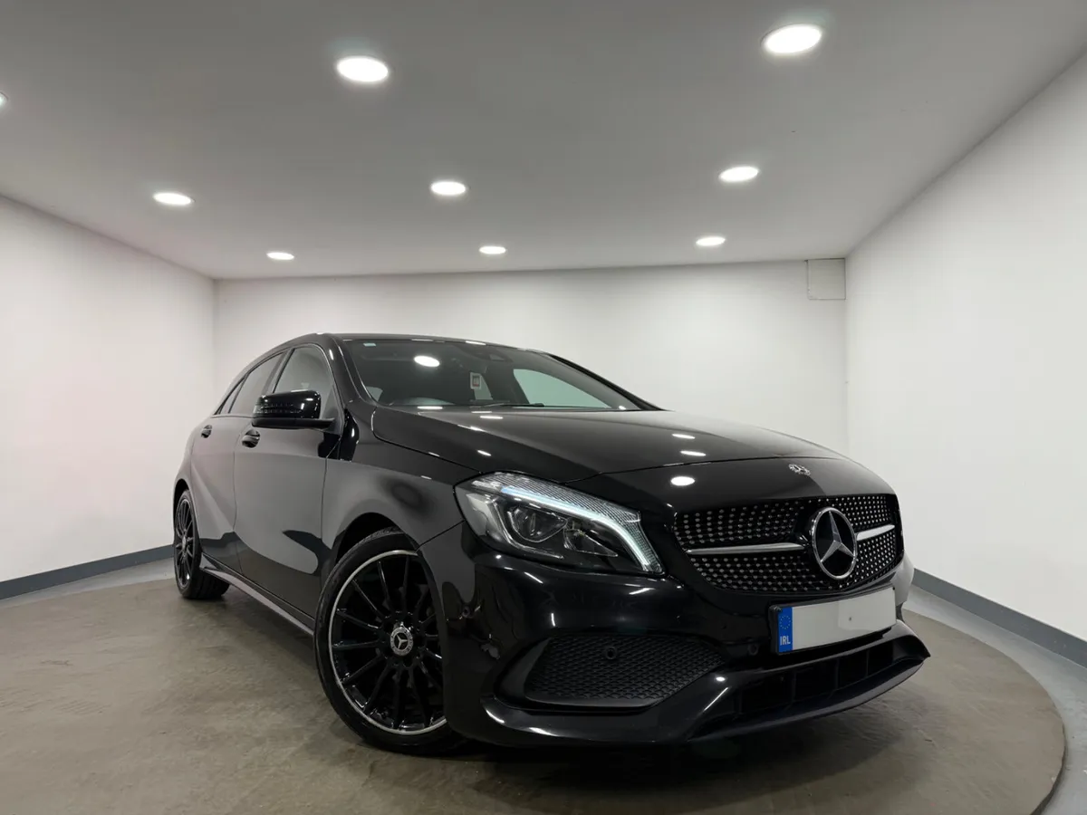 2018 Mercedes-Benz A200 AMG LINE NIGHT PACK - Image 4