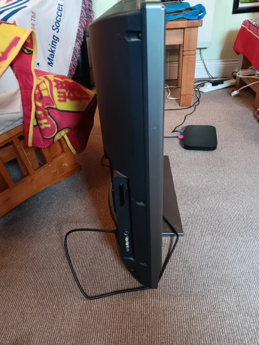 32" Sony TV - Image 4