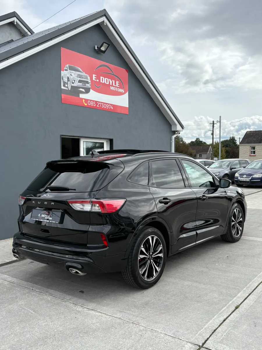 Ford Kuga 2022 ST- Line X - Image 3