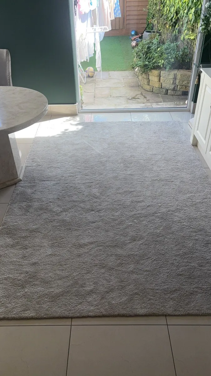 Rug - Image 4