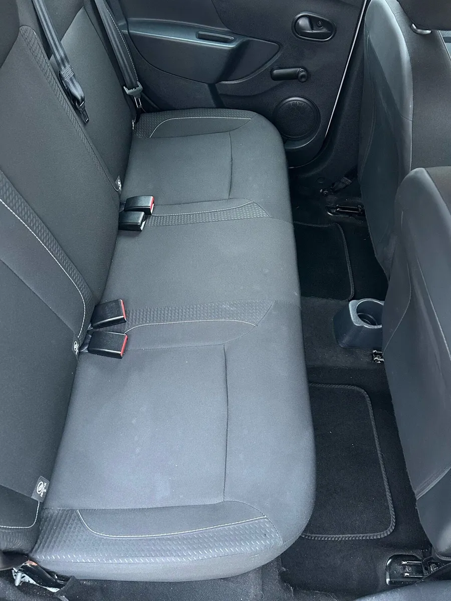 Dacia Sandero - Image 4