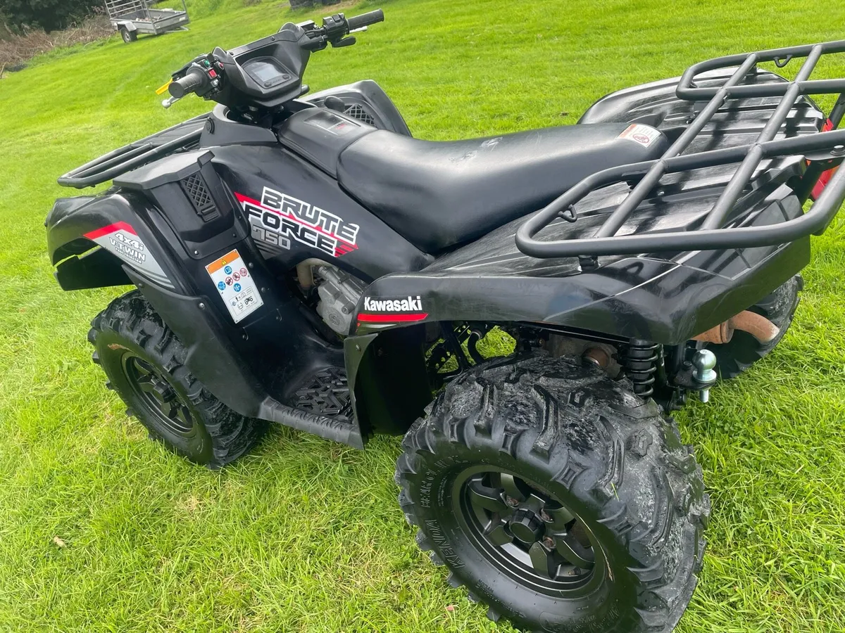 Kawasaki 750cc Low hours 2023 - Image 4
