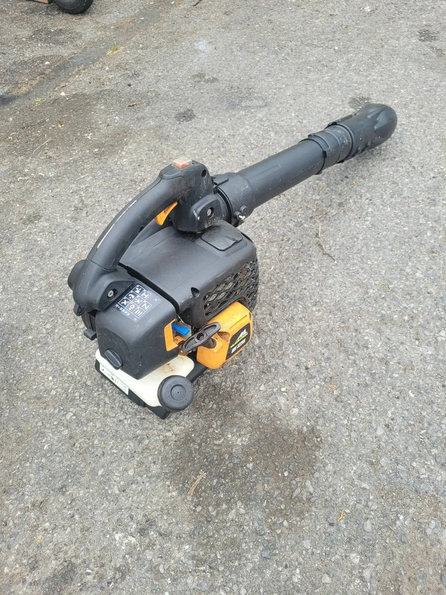 Mcculloch garden blower running well - Image 1