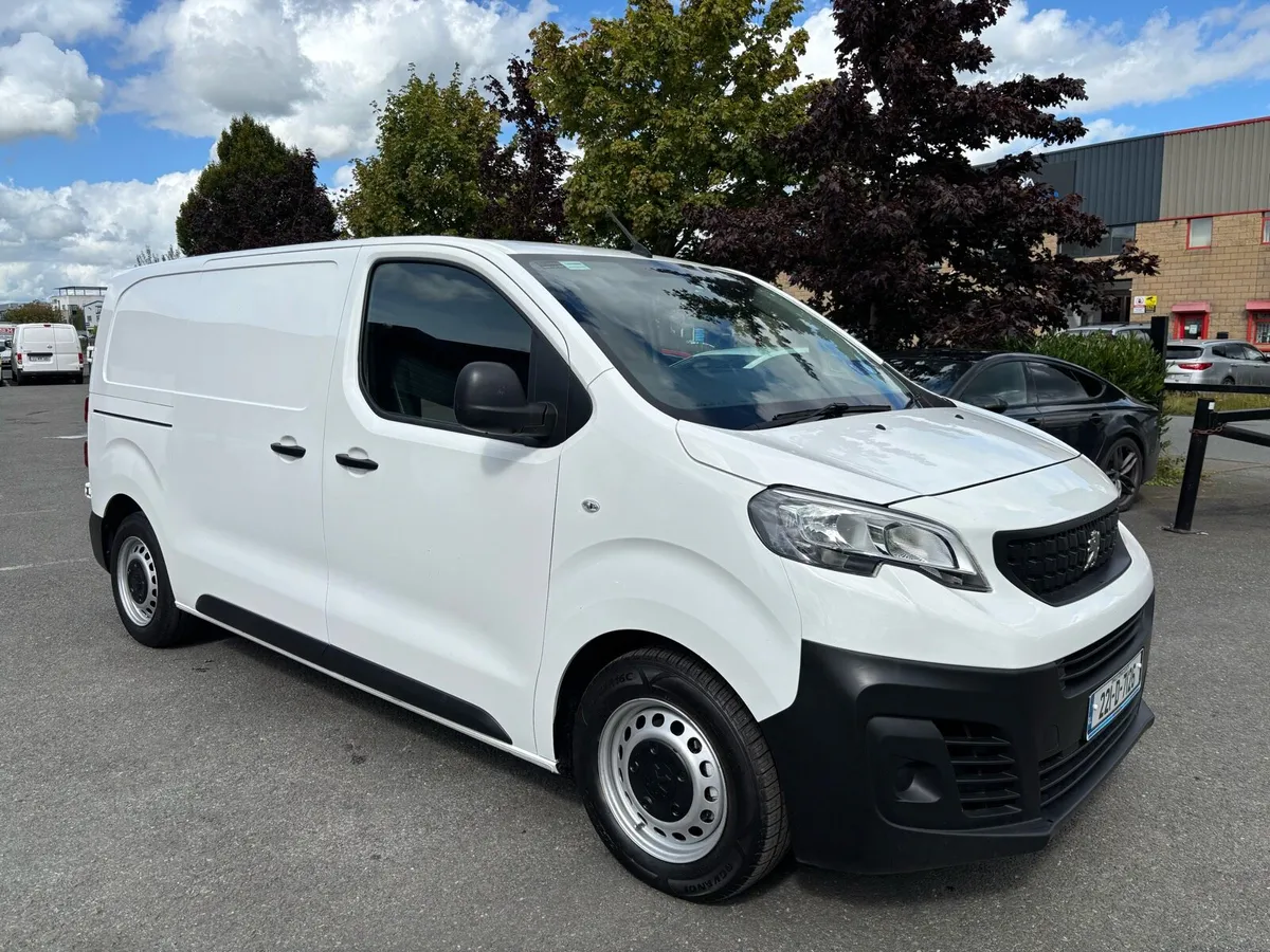 Peugeot Expert 1.5 SWB 2022 - Image 2