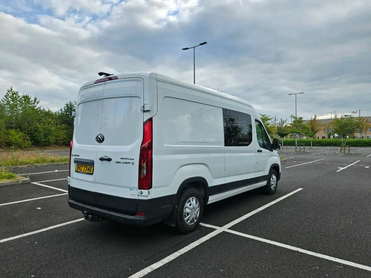 2025 Maxus Deliver 9 crew cab - Image 3