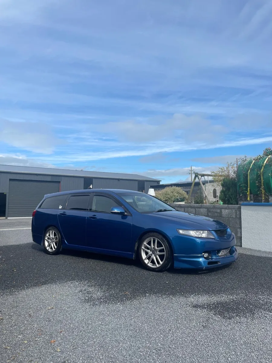 Honda Accord 2003 - Image 1