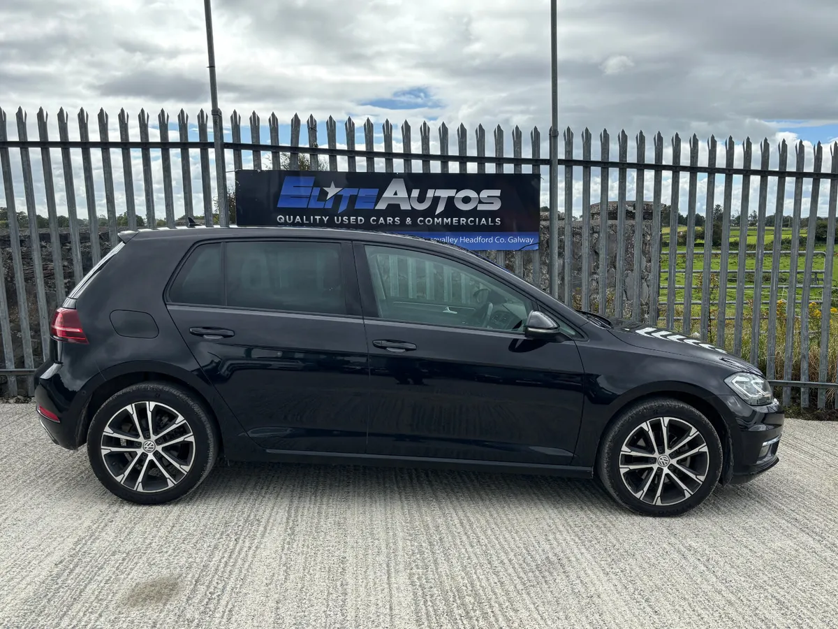 Volkswagen Golf Comfortline TSI DSG 2019 - Image 3