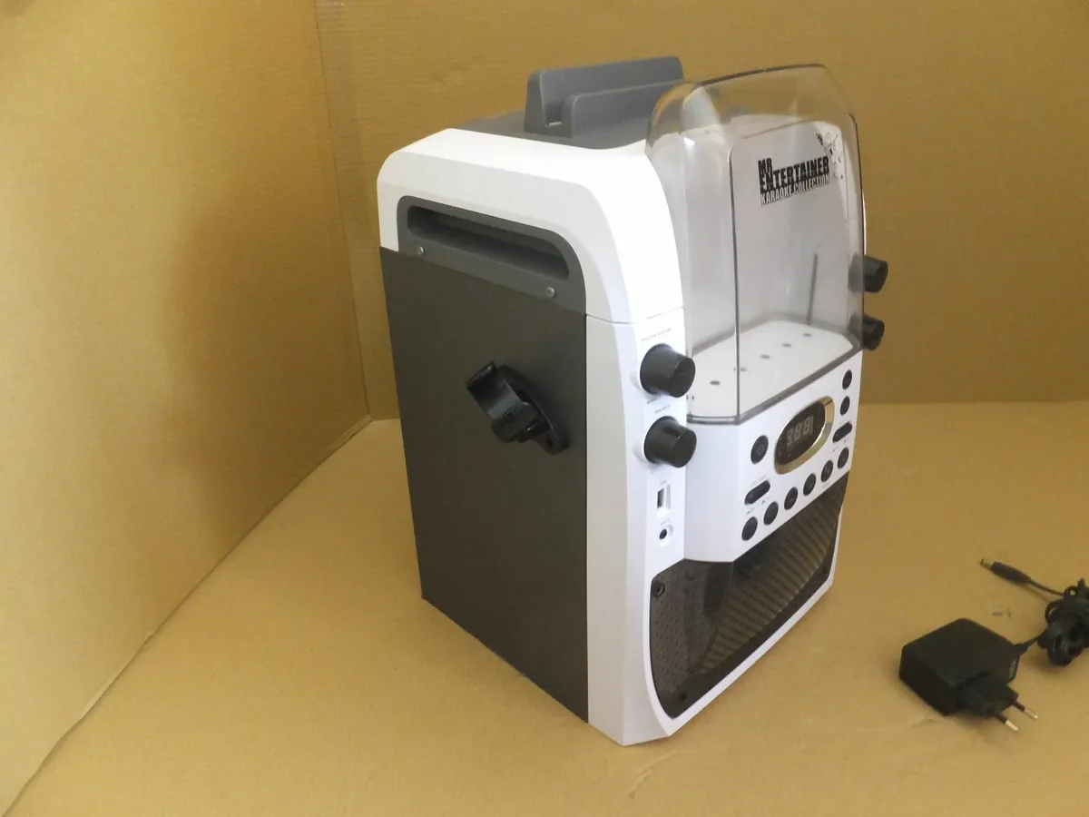 Bluetooth, USB, CD, line in , with water LED light - Image 4